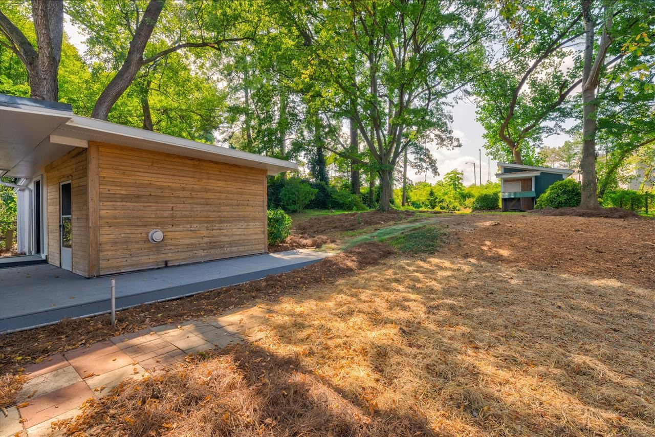 908 Mills Street Raleigh, NC 27608 - Photo 11 of 16 Photo 11