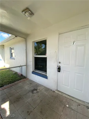 a view of a livingroom with a fireplace