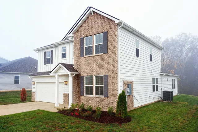 $449,990 | 2405 Hartman Cove, Columbia, TN 38401