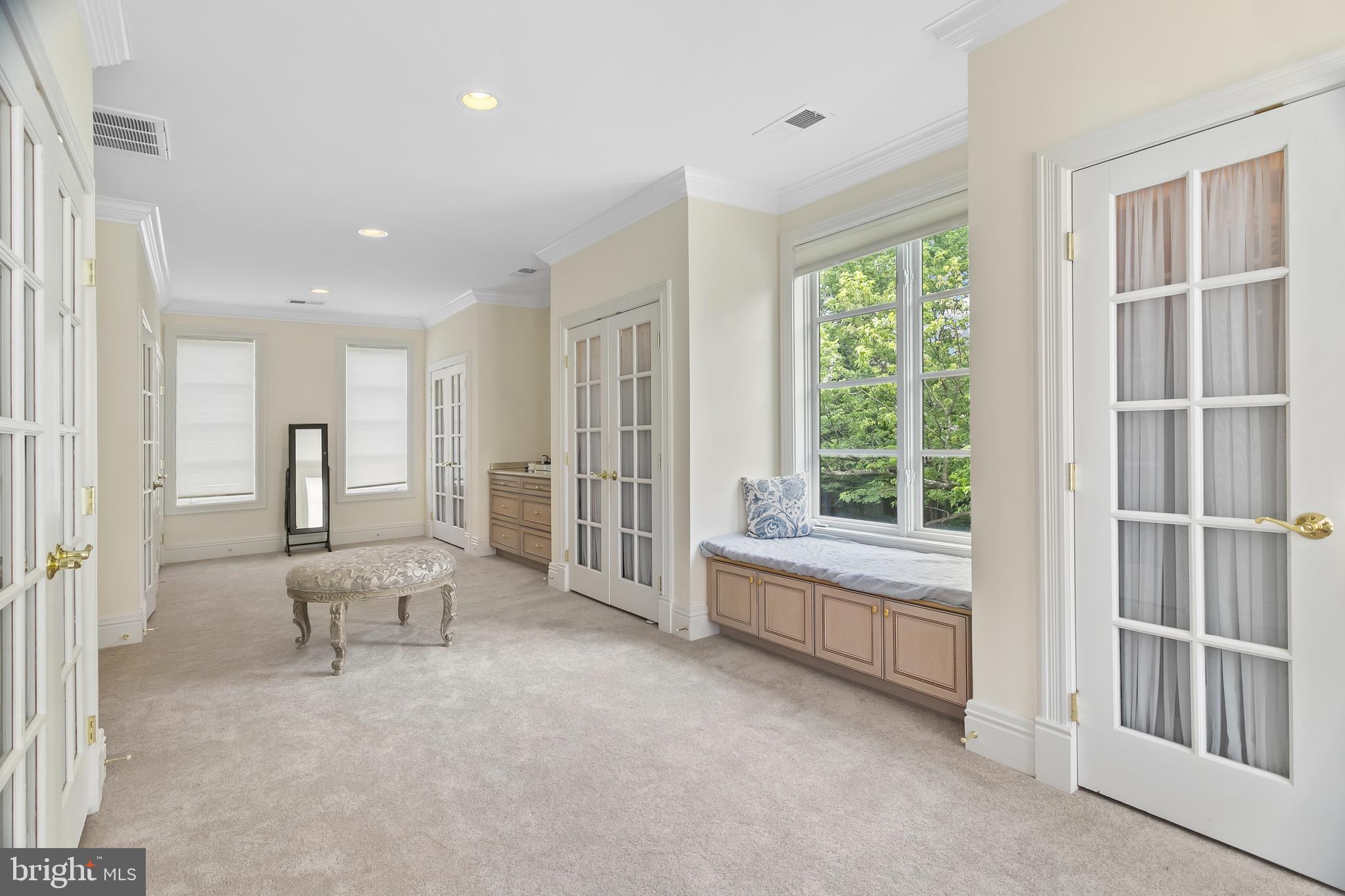 11642 Blue Ridge Lane Great Falls, VA 22066 - Photo 35 of 103