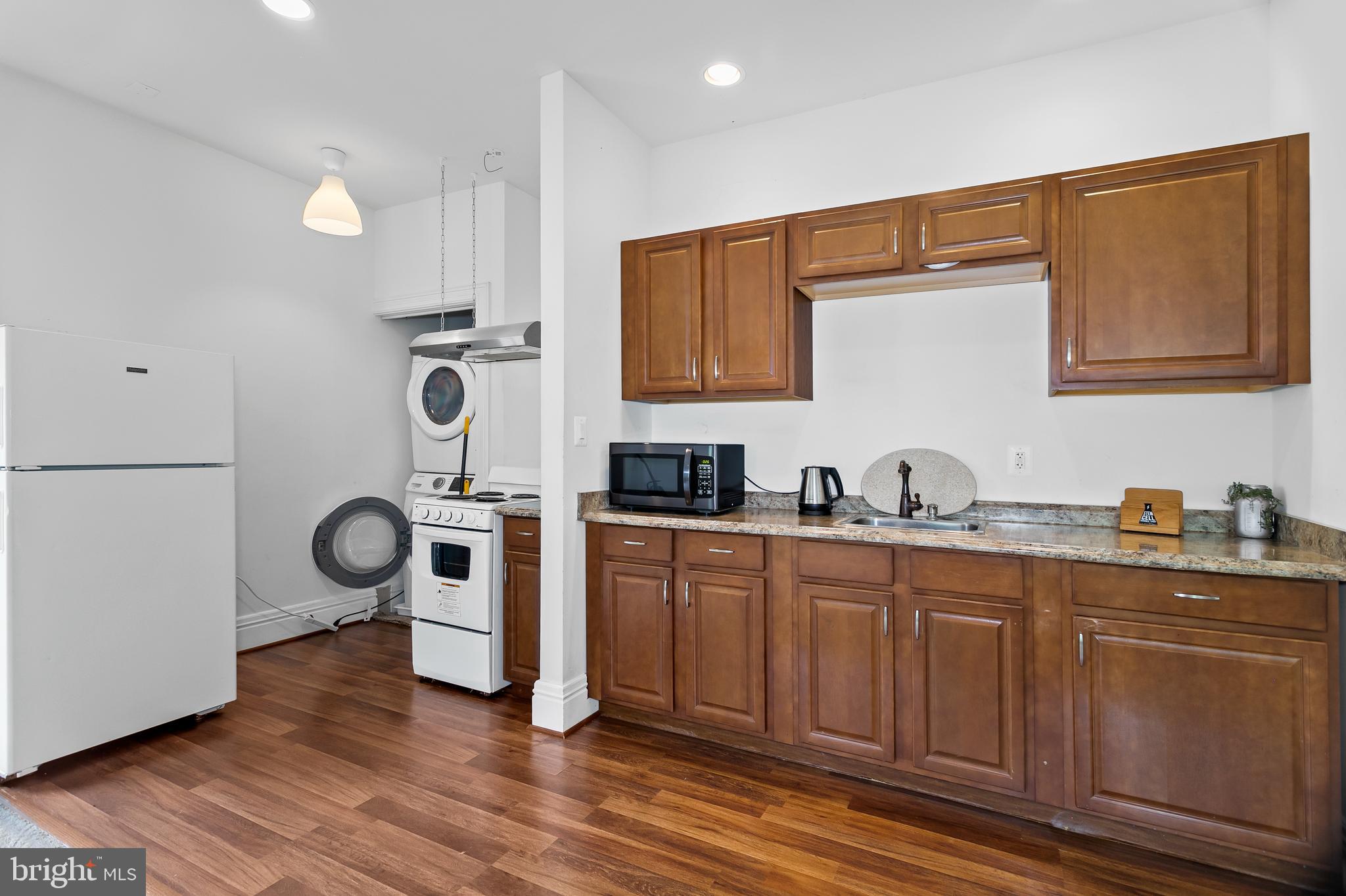 11642 Blue Ridge Lane Great Falls, VA 22066 - Photo 58 of 103 kitchen in loft above the 4 car garage
