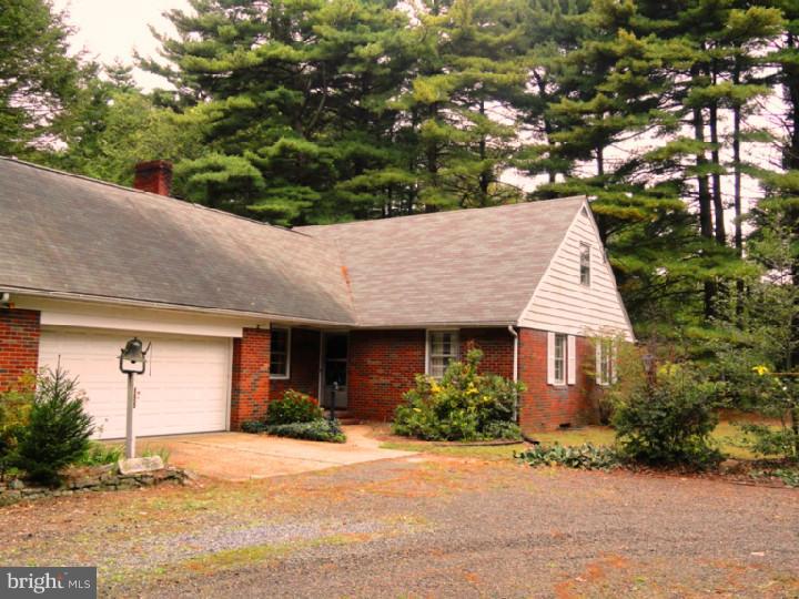 155 Pitman Downer Road Sewell, NJ 08080 - Photo 3 of 10
