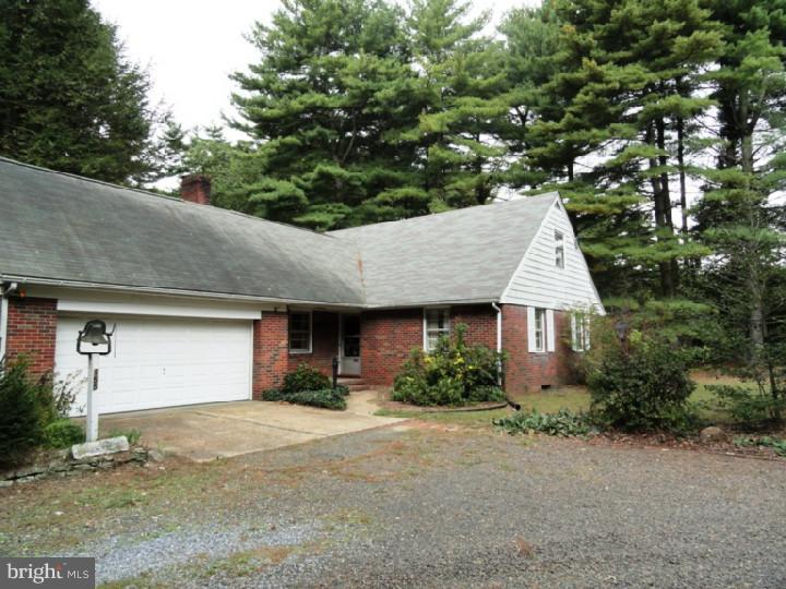 155 Pitman Downer Road Sewell, NJ 08080 - Photo 4 of 10