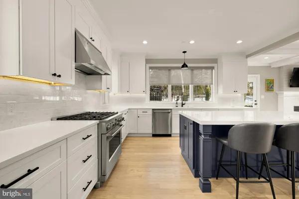 $1,725,000 | 9111 Sligo Creek Parkway, Silver Spring, MD 20901