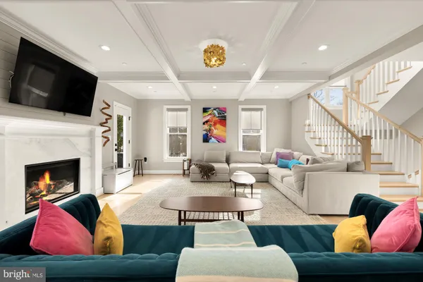 $1,725,000 | 9111 Sligo Creek Parkway, Silver Spring, MD 20901