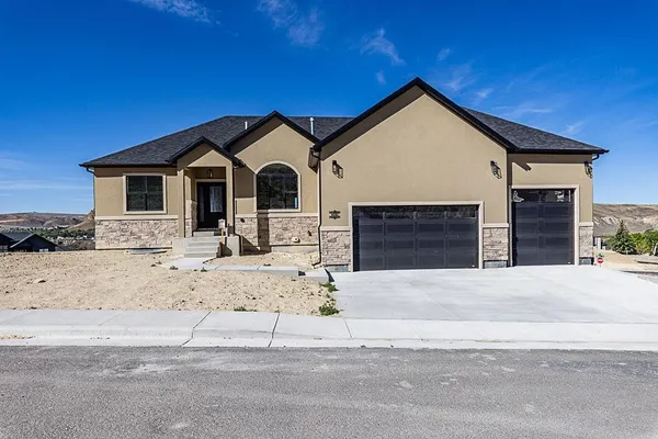 $648,000 | 600 Memory Ln Green River, Green River, WY 82935
