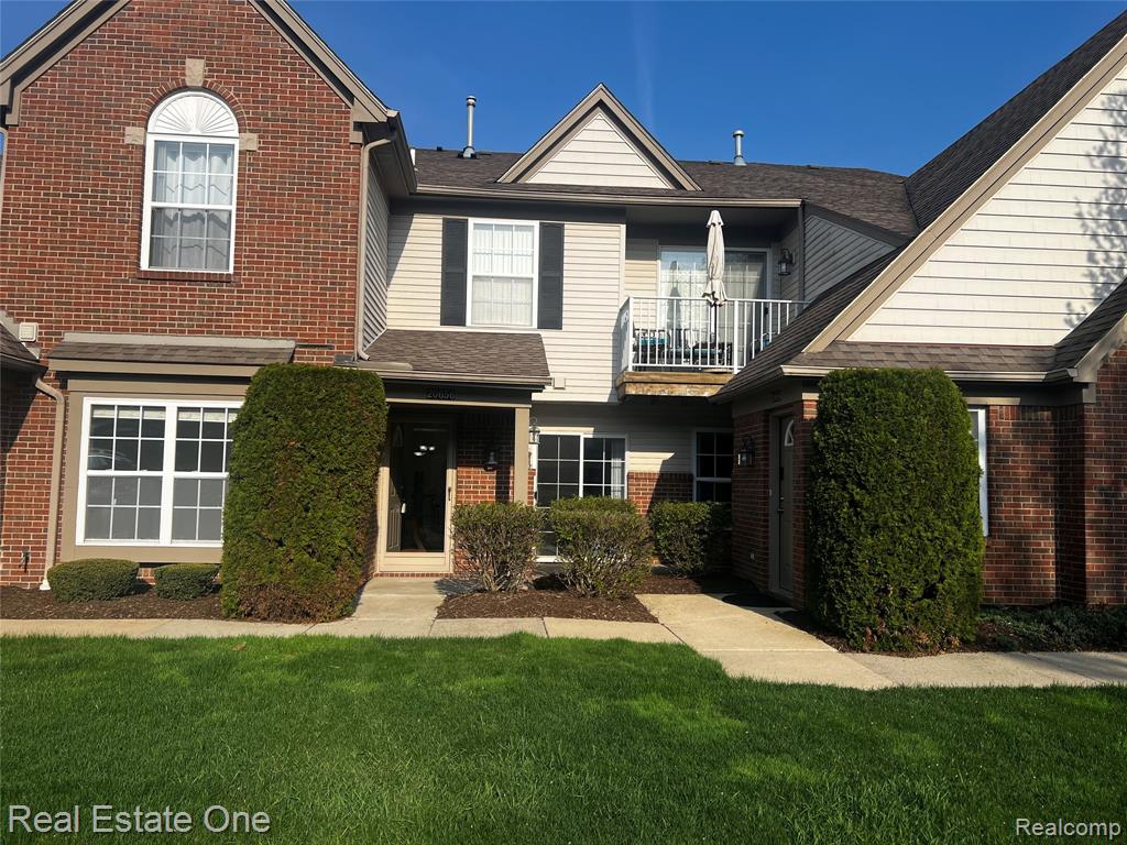 20656 Dunham Road Clinton Township, MI 48038 - Photo 1 of 36