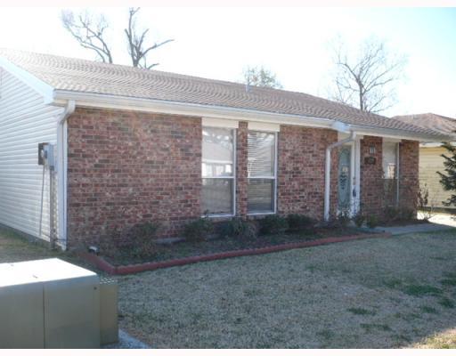 821 Hooter Road Bridge City, LA 70094 - Photo 1 of 12 Gallery Image 1