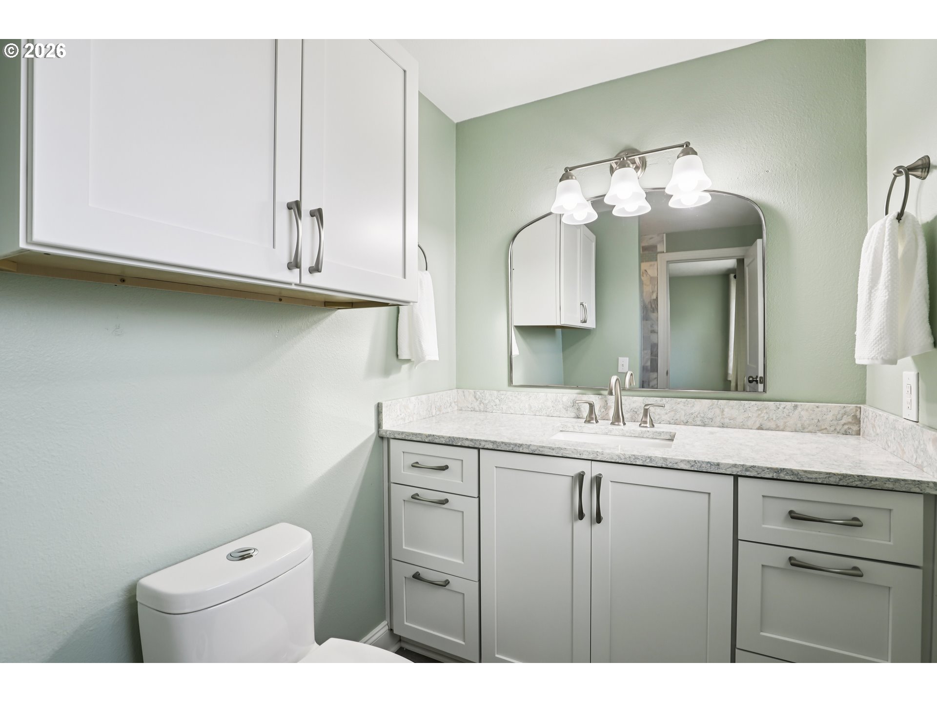 7870 Southwest 165th Avenue Beaverton, OR 97007 - Photo 16 of 38