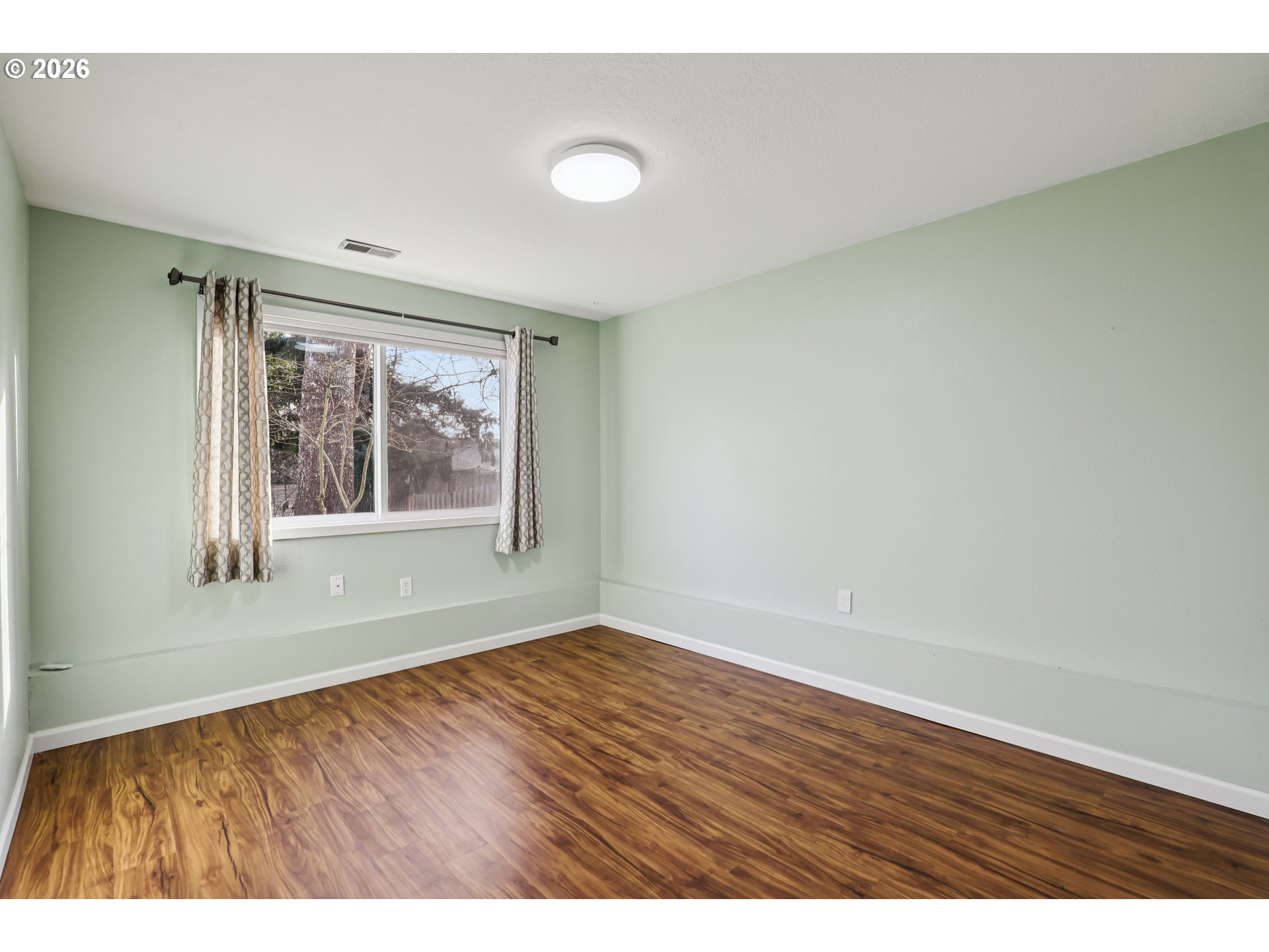 7870 Southwest 165th Avenue Beaverton, OR 97007 - Photo 27 of 38