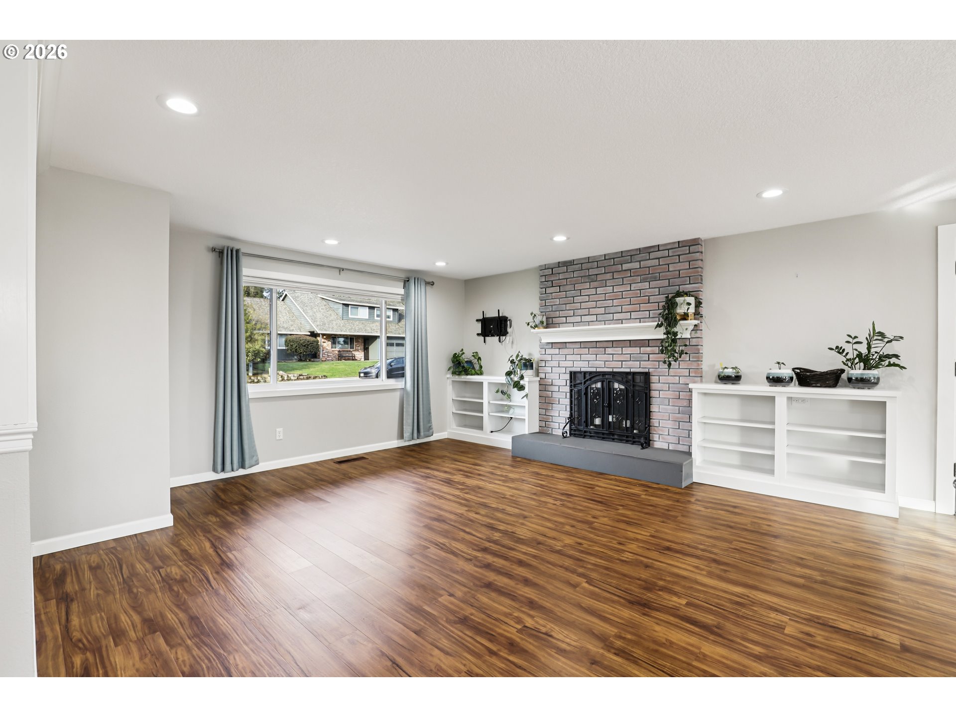 7870 Southwest 165th Avenue Beaverton, OR 97007 - Photo 3 of 38