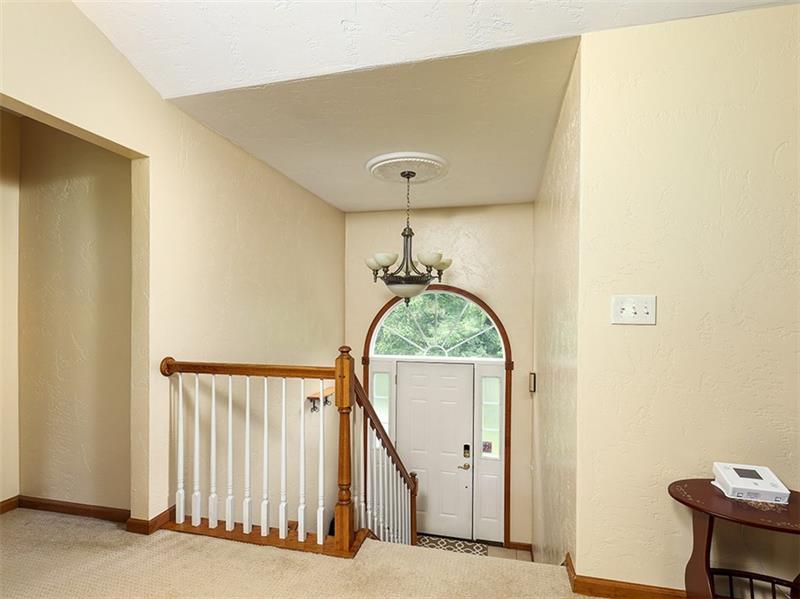 439 Long Road Pittsburgh, PA 15235 - Photo 3 of 24 View of Entry from Living Room