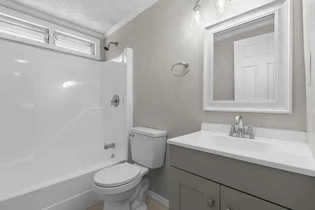 $294,500 | 14 Laurel Drive, Ware, MA 01082