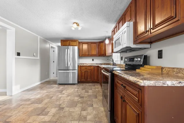 $294,500 | 14 Laurel Drive, Ware, MA 01082