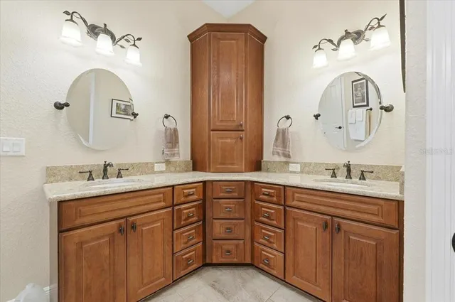 $695,000 | 719 Teaberry Trail, Polk City, FL 33868