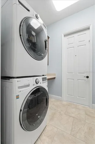 $695,000 | 719 Teaberry Trail, Polk City, FL 33868