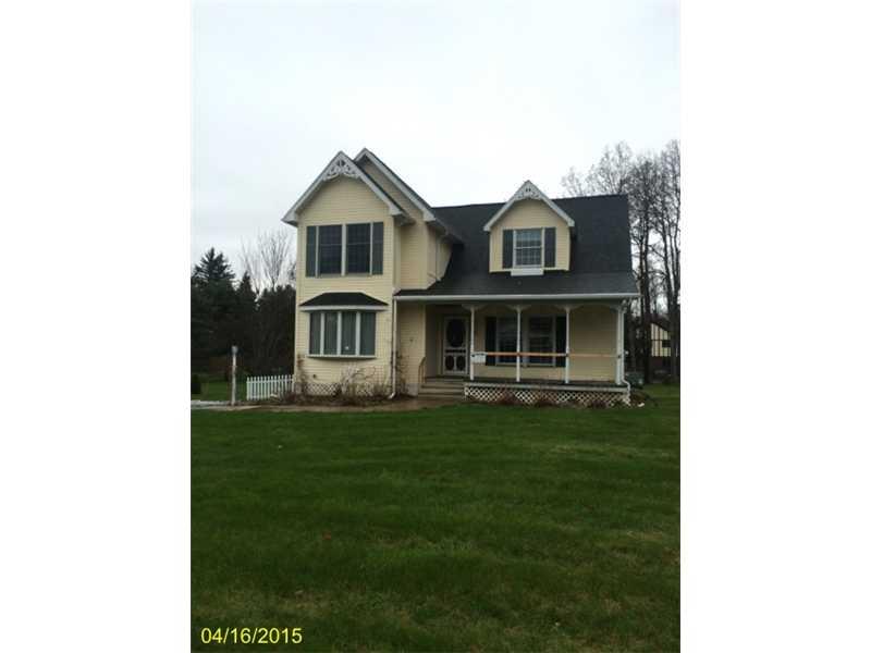 109 Shenango Road New Castle, PA 16105 - Photo 1 of 12 Exterior Front.