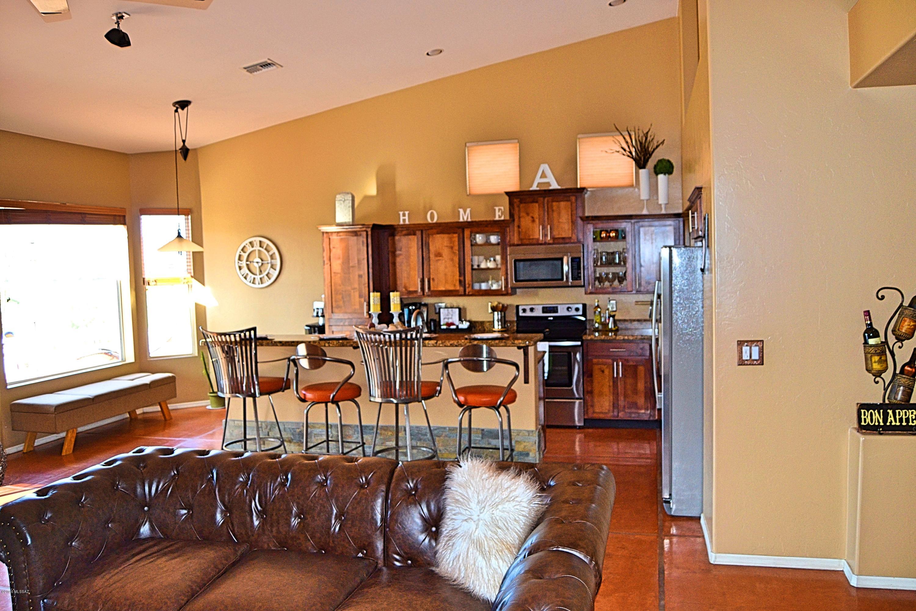 14 Kent Avenue Rio Rico, AZ 85648 - Photo 2 of 11