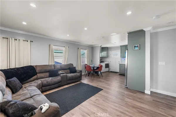 $599,999 | 408 West Poplar Street, Compton, CA 90220