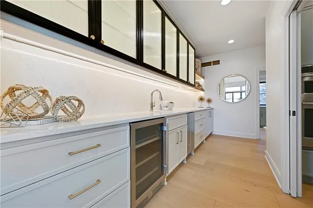 $1,850,000 | 16830 Grace Drive, Loch Lloyd, MO 64012