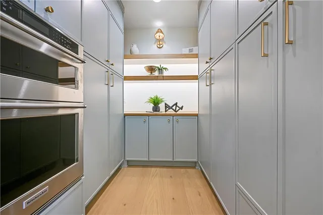 $1,850,000 | 16830 Grace Drive, Loch Lloyd, MO 64012