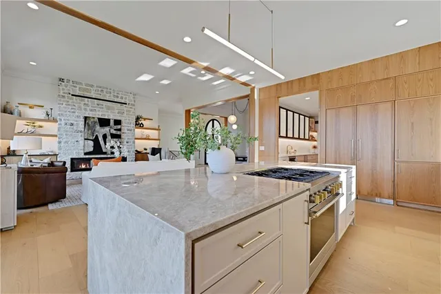 $1,850,000 | 16830 Grace Drive, Loch Lloyd, MO 64012