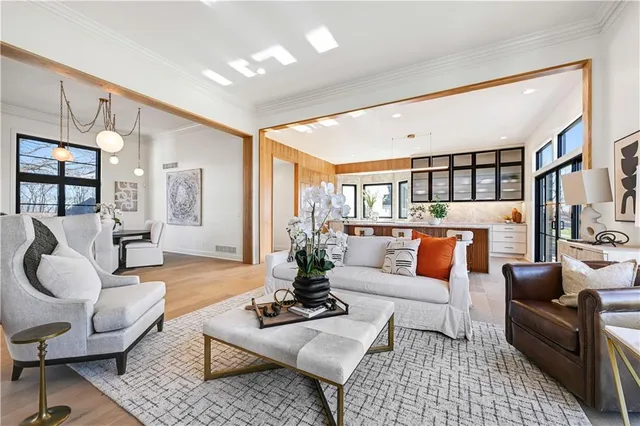 $1,850,000 | 16830 Grace Drive, Loch Lloyd, MO 64012