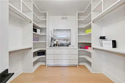 $1,850,000 | 16830 Grace Drive, Loch Lloyd, MO 64012