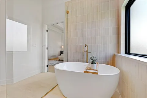 $1,850,000 | 16830 Grace Drive, Loch Lloyd, MO 64012