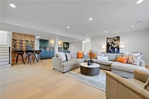 $1,850,000 | 16830 Grace Drive, Loch Lloyd, MO 64012