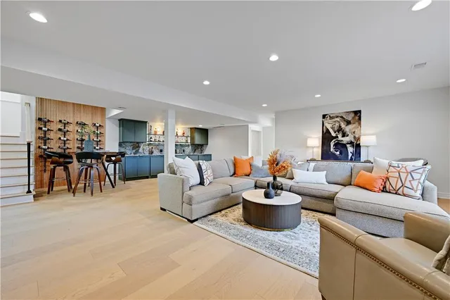 $1,850,000 | 16830 Grace Drive, Loch Lloyd, MO 64012