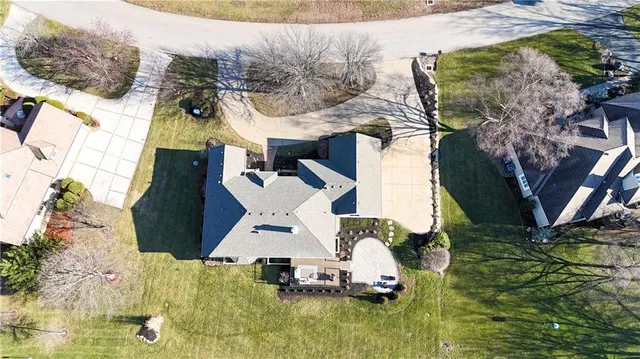 $1,850,000 | 16830 Grace Drive, Loch Lloyd, MO 64012