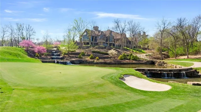 $1,850,000 | 16830 Grace Drive, Loch Lloyd, MO 64012