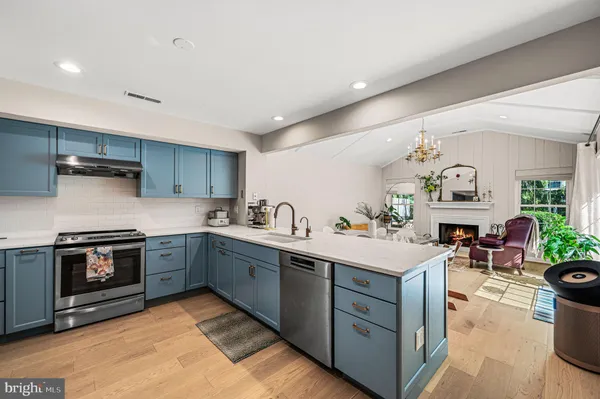 $750,000 | 28 Manchester Court, Unit 28, Berwyn, PA 19312