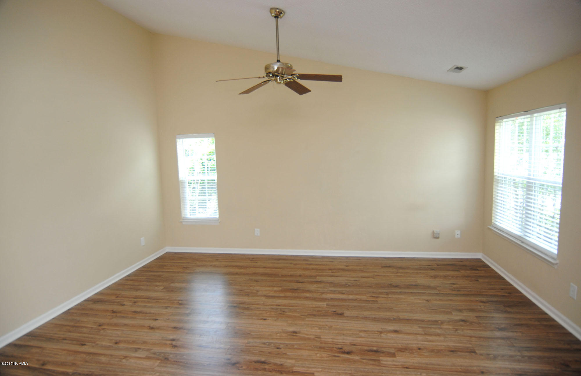 2248 White Road Wilmington, NC 28411 - Photo 2 of 50 DSC_1693