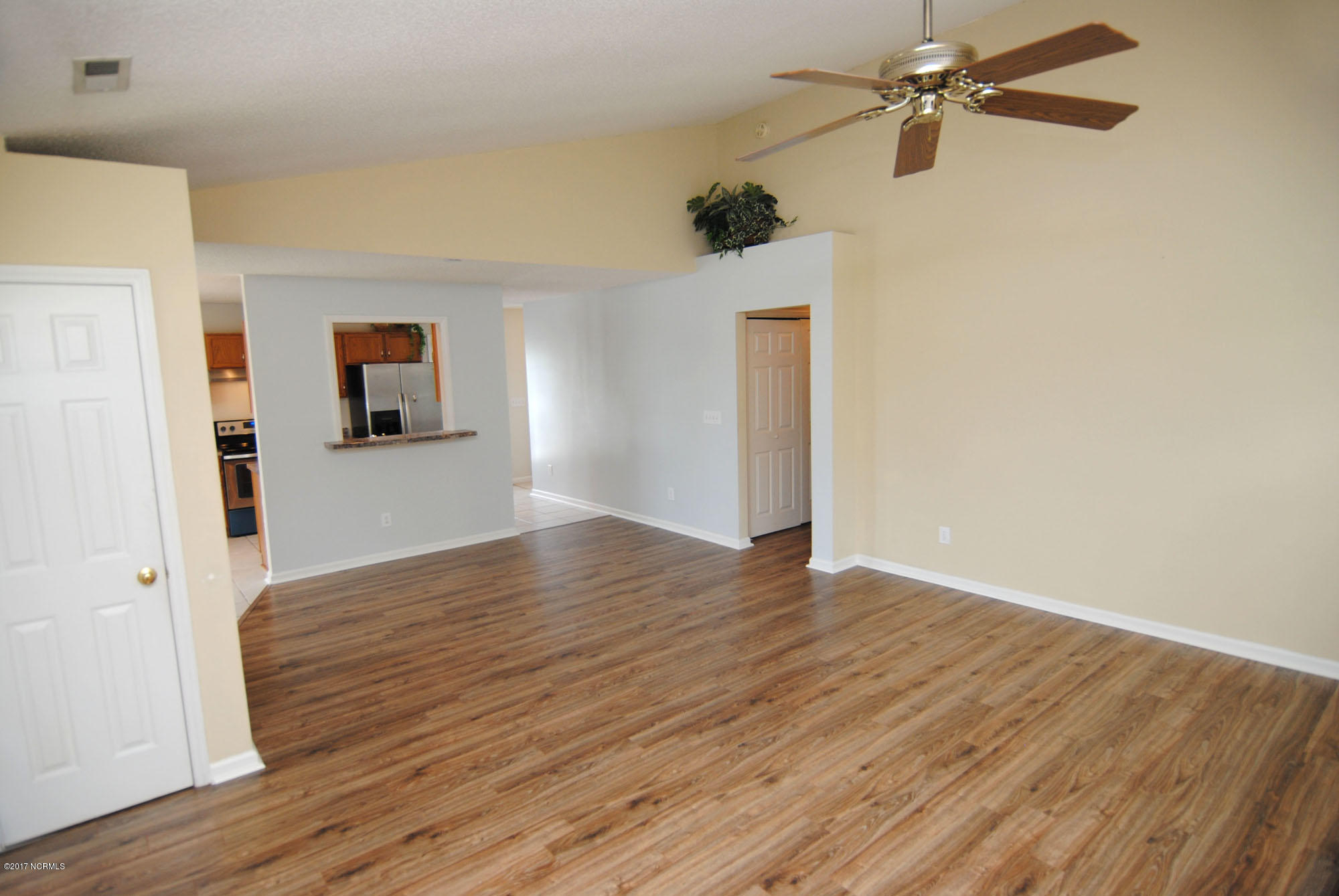 2248 White Road Wilmington, NC 28411 - Photo 5 of 50 DSC_1697