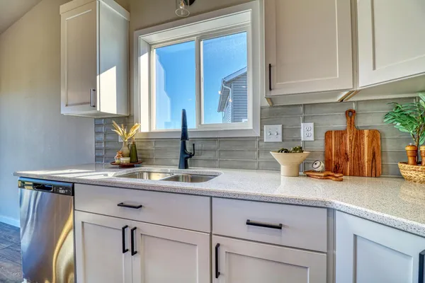 $344,350 | 6734 Belding Drive South, Fargo, ND 58104