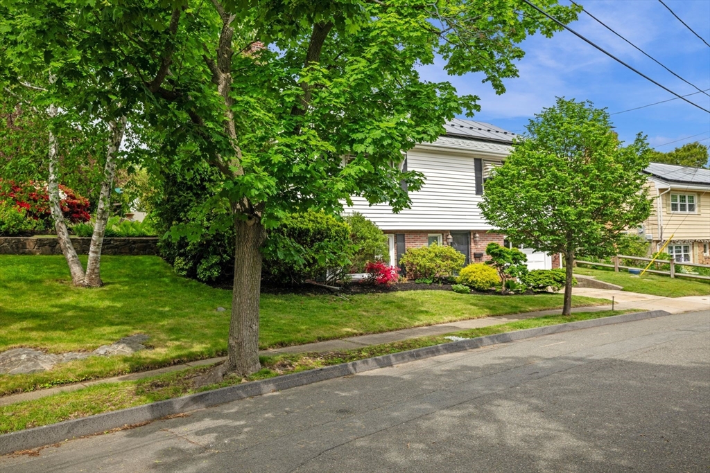 88 Moffatt Road Salem, MA 01970 - Photo 33 of 37