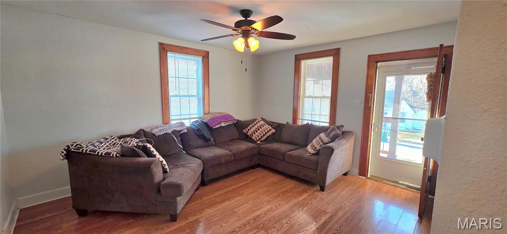 1506 Oak Street Chester, IL 62233 - Photo 3 of 43