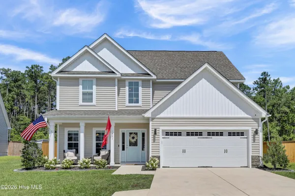 $395,000 | 821 Cooke Drive, Hubert, NC 28539