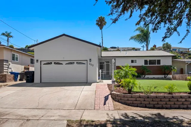 $949,900 | 202 East J Street, Chula Vista, CA 91910