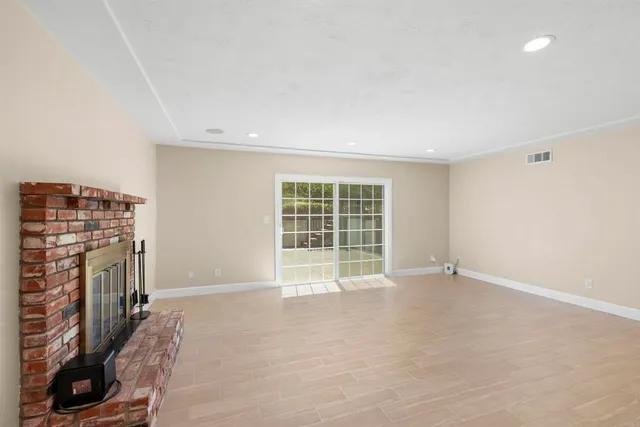 $949,900 | 202 East J Street, Chula Vista, CA 91910