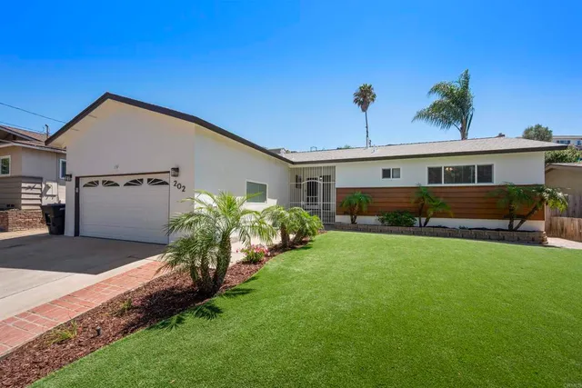 $949,900 | 202 East J Street, Chula Vista, CA 91910