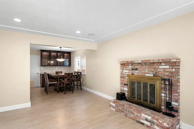 $949,900 | 202 East J Street, Chula Vista, CA 91910