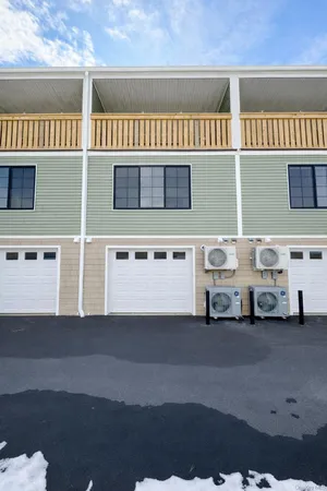 $3,300 | 1140 Highway 52, Loch Sheldrake, NY 12759