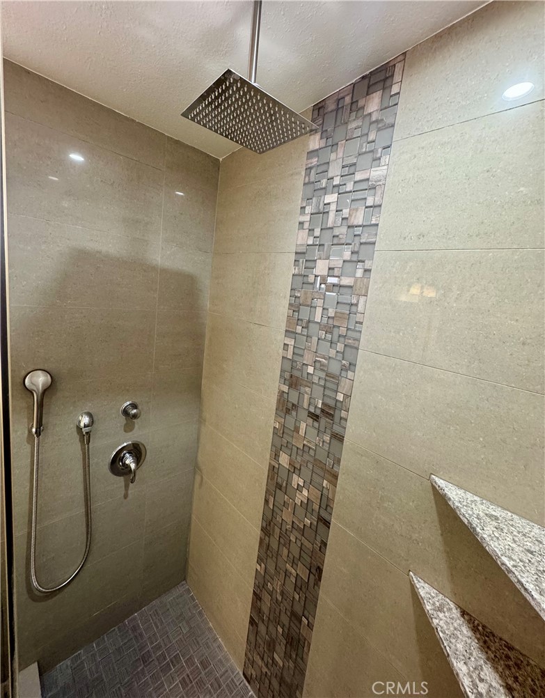 1523 East Windsor Road, Unit 105B Glendale, CA 91205 - Photo 18 of 34