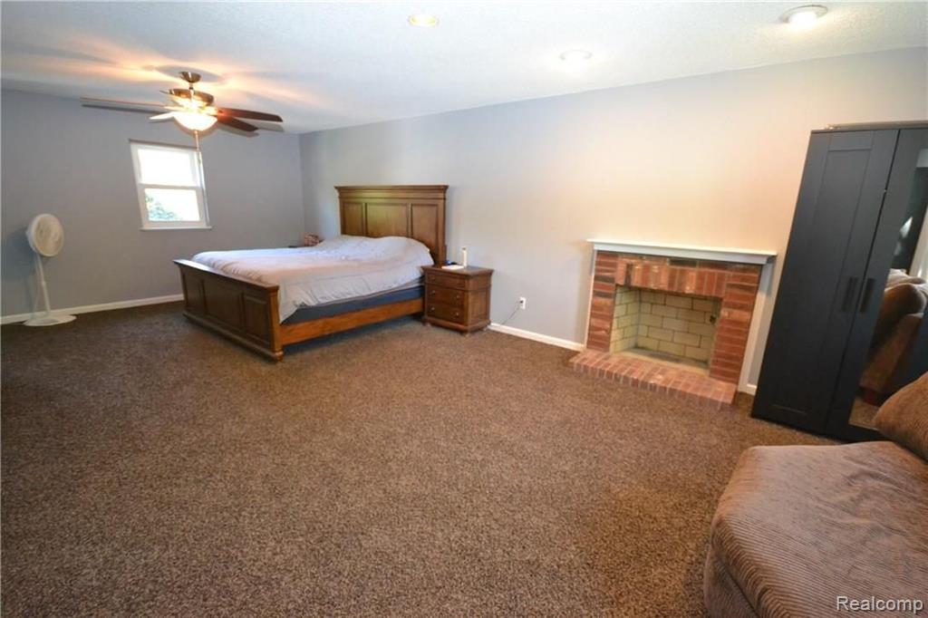 35870 Fredericksburg Road Farmington Hills, MI 48331 - Photo 27 of 45