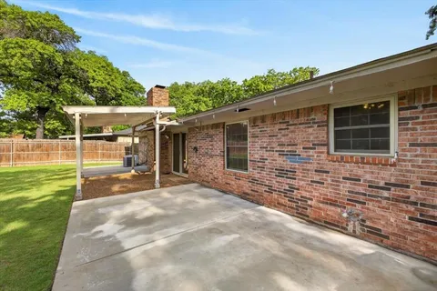 $310,000 | 405 Pecan Street, Azle, TX 76020