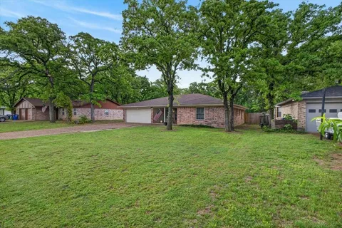 $310,000 | 405 Pecan Street, Azle, TX 76020