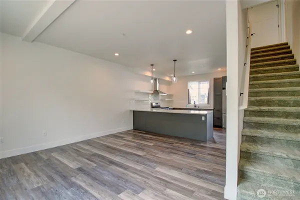$434,500 | 313 East Hazel Street, Unit D, Mount Vernon, WA 98273